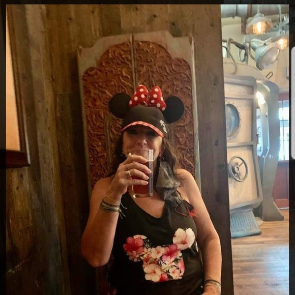 Meet your Posher, Kimberly - Picture 1 of 1